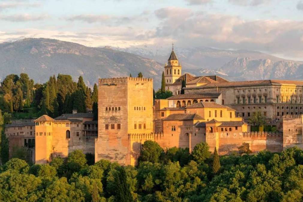 Visitar Granada De La Mano De Nazar Tours Granada Y Su Tour Albaic N