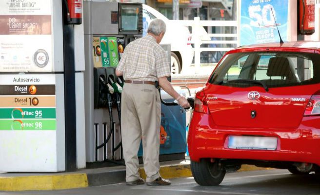 Los carburantes vuelven a subir durante los primeros días de agosto