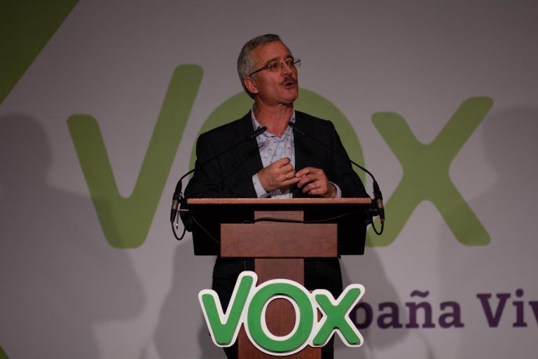 Radicales insultan a Ortega Lara (VOX) en Murcia: «Vuelve al zulo»