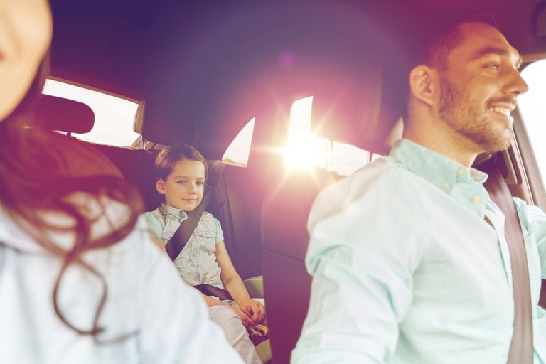 Día Universal del Niño: cinco gestos que debes evitar si vas en el coche con menores