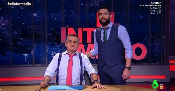 ‘El Intermedio’ se disculpa por el ‘sketch’ en el que Dani Mateo se sonó los mocos en la bandera