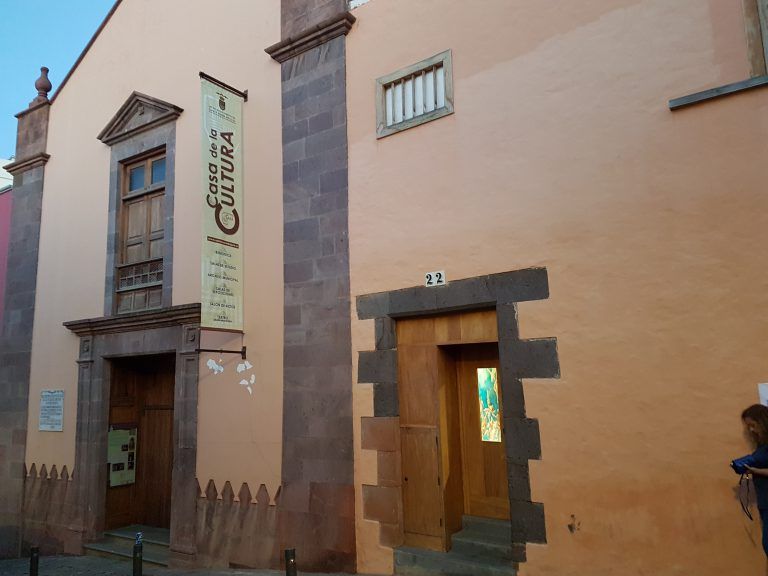 S. Mª. DE GUÍA: La Semana de la Solidaridad en Guía arranca esta noche con la inauguración de la Exposición Fotográfica ‘Unidos por Anantapur’ en la Casa de la Cultura