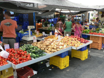 El mercado municipal aprueba el calendario de aperturas del año 2019