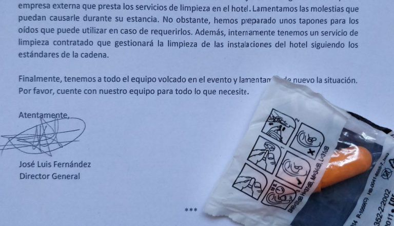 Un hotel da tapones a sus clientes para que no escuchen la huelga de limpiadoras