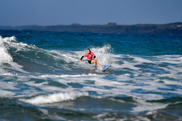 LAS PALMAS DE G.C.: Alazne Aurrehoetxea será la rival de Iballa Ruano en los cuartos de final del  Campeonato del Mundo de Paddle Sulf  de Las Canteras   