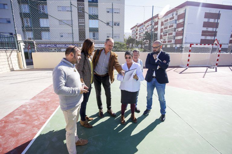 LAS PALMAS DE G.C.: El Ayuntamiento rehabilita la cancha de Las Torres gracias a la financiación de los Presupuestos Participativos 2018