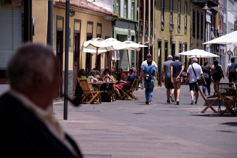 LA LAGUNA: Urbanismo permite ampliar en dos horas y media el cierre de restaurantes, bares y discotecas la noche de fin de año