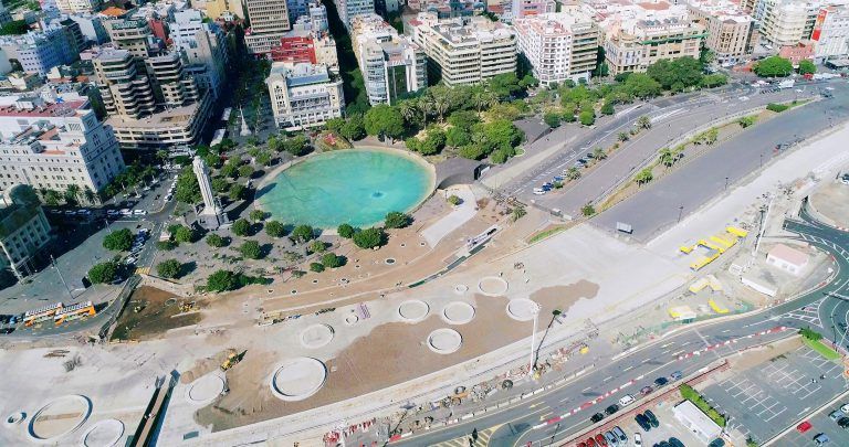 S. C. DE TENERIFE: Reabierto a la circulación el carril de superficie a la altura de la plaza de España