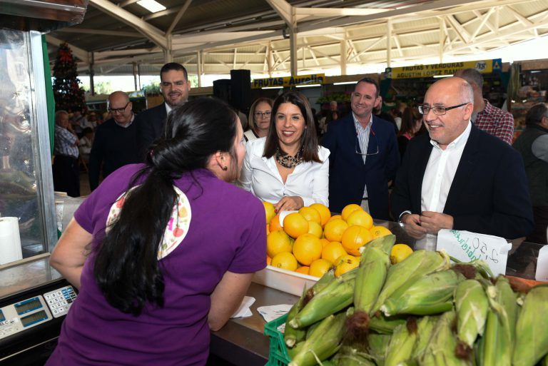 TELDE: El nuevo mercado de Telde abre en Narea hasta que concluya la reforma del antiguo edificio financiada con 1,2 millones por el Cabildo 