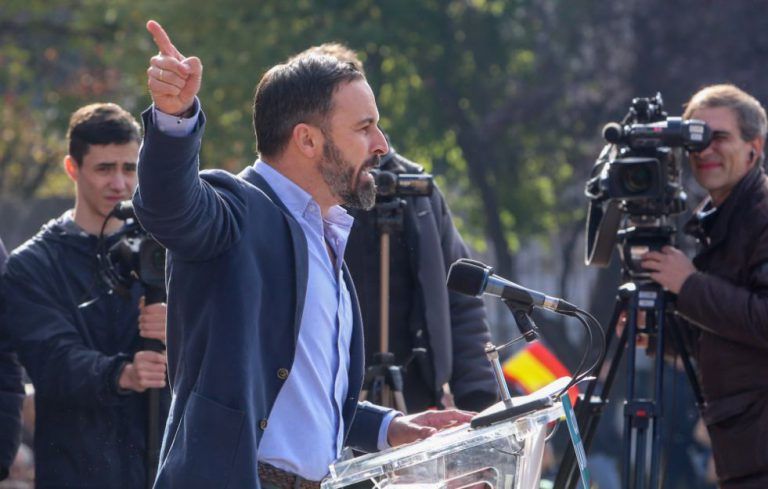 Abascal (Vox): «Muchos hombres están padeciendo calabozos por una simple denuncia»