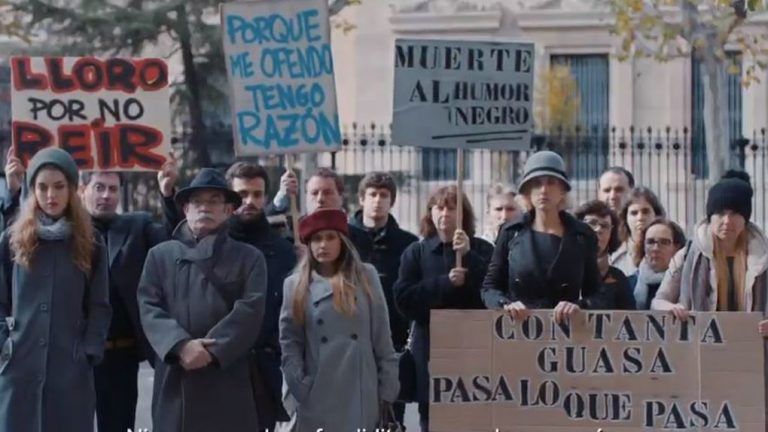 Franco, gitanos, Peñafiel, Broncano o Azucar Moreno: así es el anuncio navideño de Campofrío