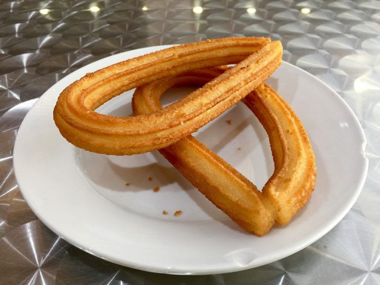 Los churros tienen menos calorías, azúcares e hidratos que los croissants o galletas