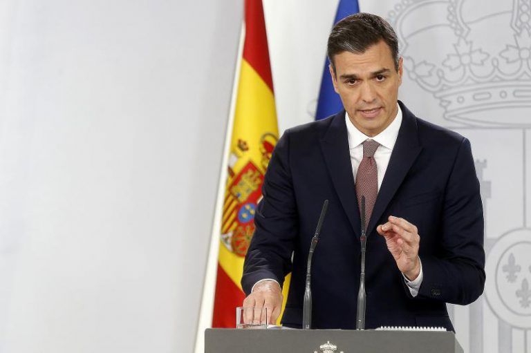 Sánchez sostiene que este domingo se moviliza “la España en blanco y negro»