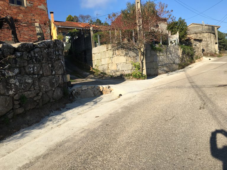 Obras en el barrio de O Couto