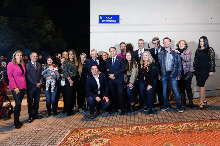 S. C. DE TENERIFE: Celebra y homenajea a Los Rumberos dedicándole una calle