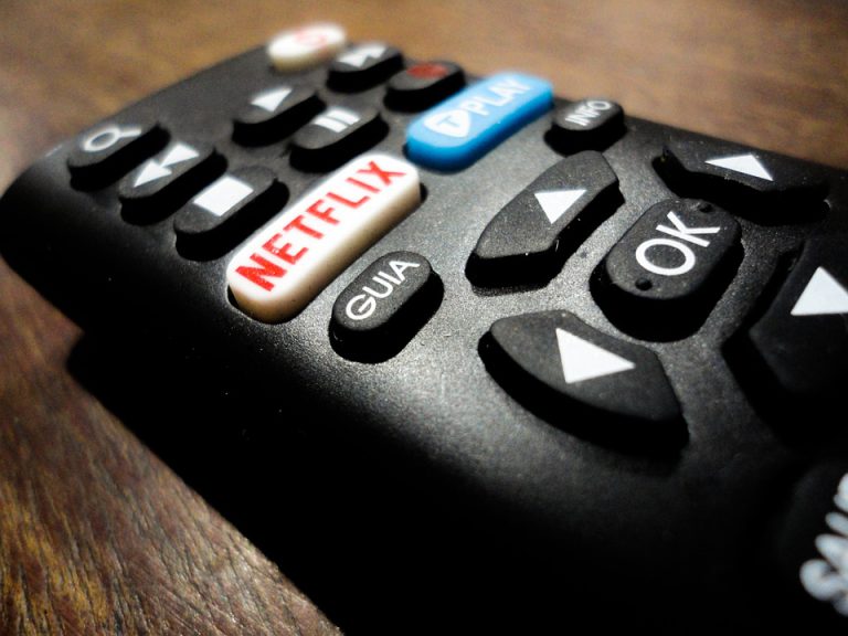 Aquí tienes los códigos secretos de Netflix para ver películas y series ocultas