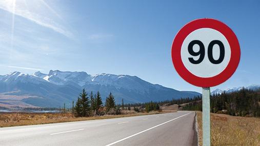 ¿Cuándo entra en vigor la limitación a 90 km/h en las carreteras convencionales?