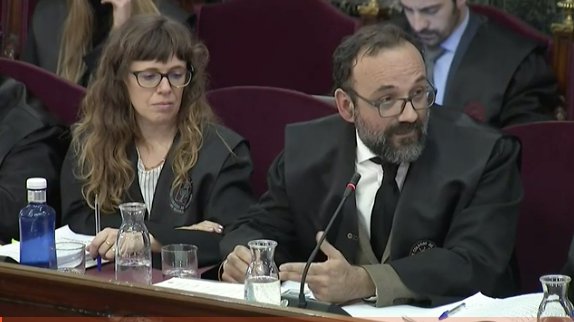 El abogado de Cuixart dice que se le juzga por “actos de manifestaciones pacíficas”