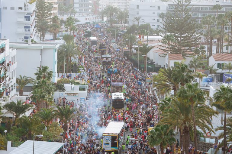 MASPALOMAS: La Comisión de Seguridad del Carnaval amplía el cupo y admite a las 111 carrozas inscritas