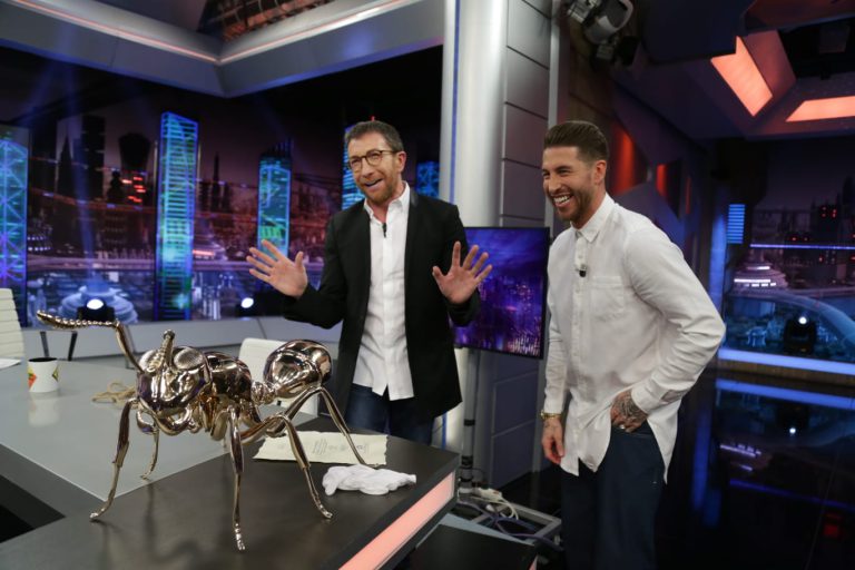 Se filtra cuánto costó la hormiga gigante que Sergio Ramos regaló a Pablo Motos en su visita a ‘El Hormiguero’