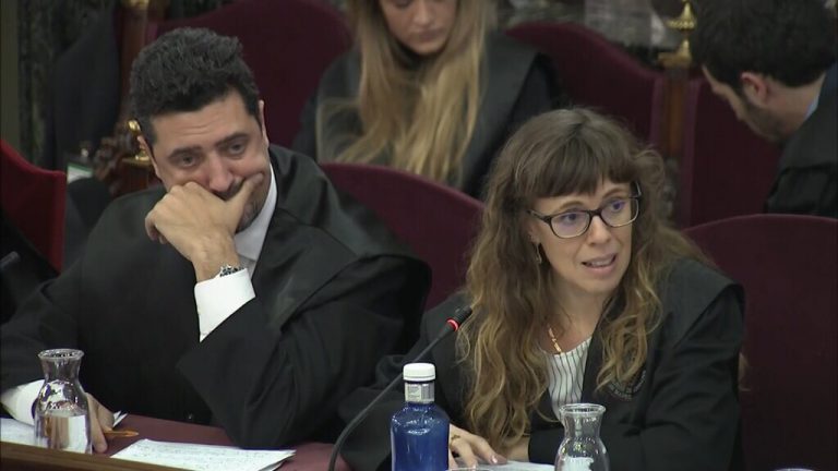 La abogada de Forcadell esgrime palabras de Pedro Sánchez para argumentar que “no hay delito” de rebelión