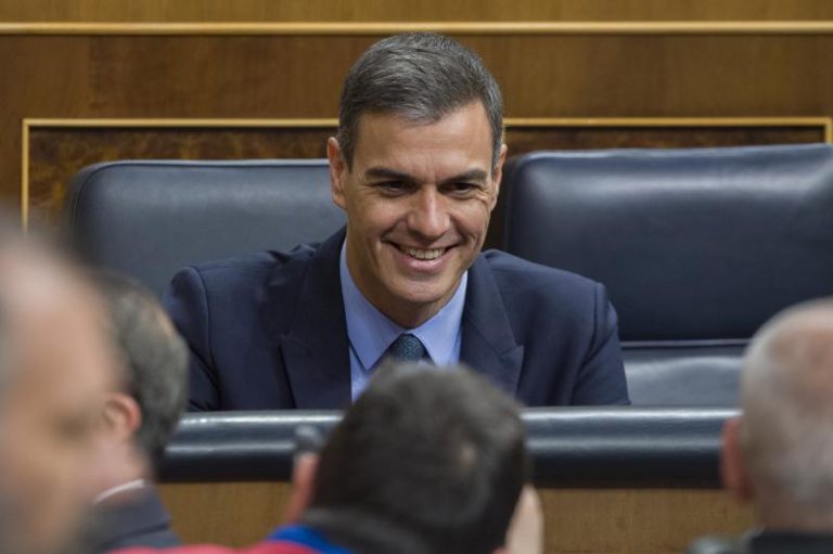 Sánchez presenta mañana el paquete de energía y clima del Gobierno