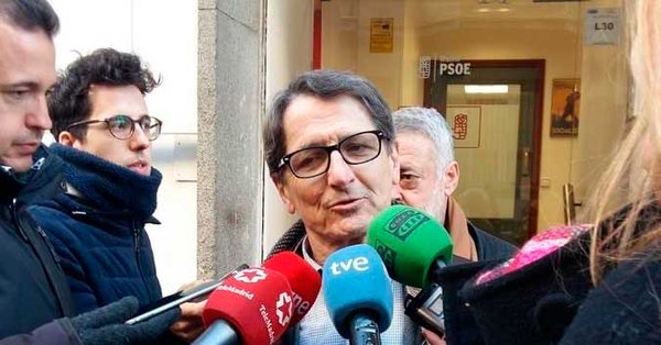 De la Rocha entregará mañana los avales necesarios para poder participar en las primarias del PSOE a la Alcaldía de la capital