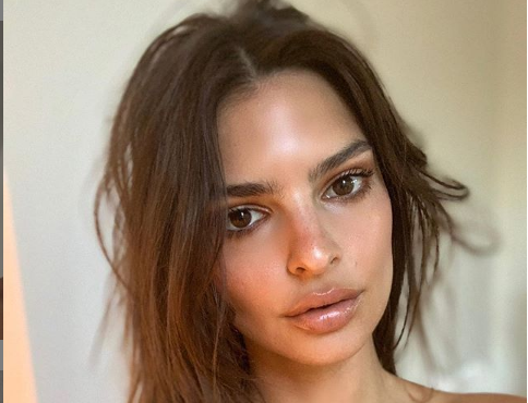 El explosivo desnudo integral de Emily Ratajkowski que ha revolucionado Instagram