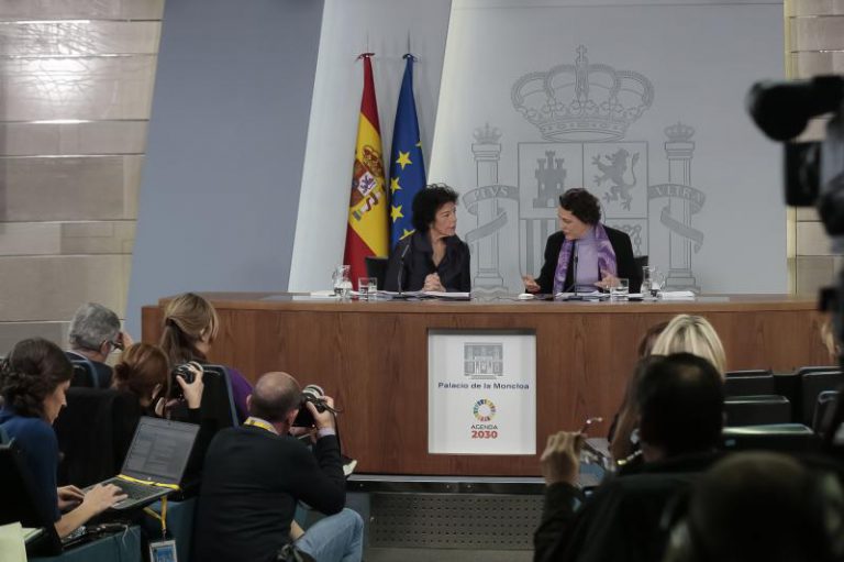 Cesan cargos de Moncloa y Gobierno que van en candidaturas electorales