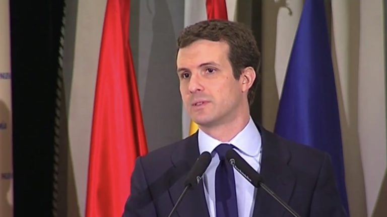 Casado denuncia las «prácticas mafiosas» del Gobierno