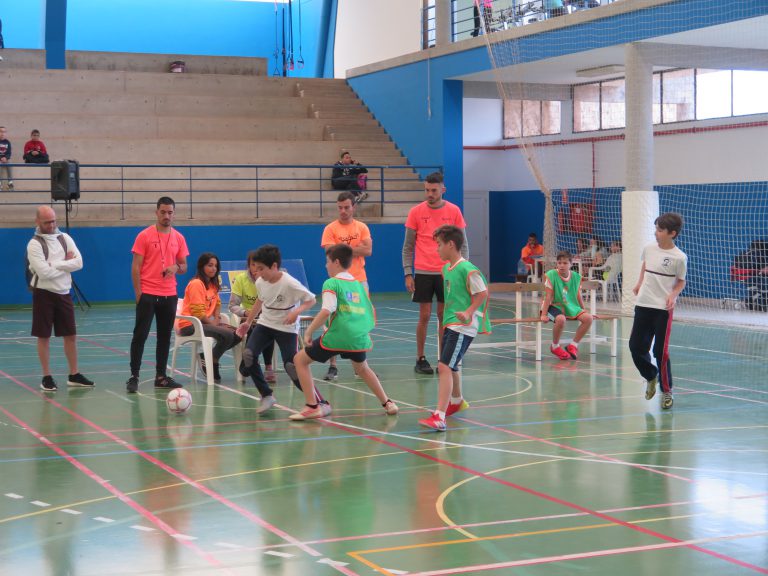 S. Mª DE GUÍA: Más de un centenar de escolares participaron en la XV edición del Rebumbio 3×3  mostrando una gran deportividad y compañerismo