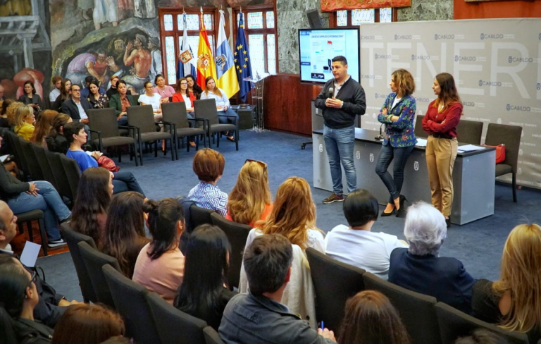 TENERIFE: La Corporación insular presenta la plataforma Cabildo Emplea a más de 40 entidades