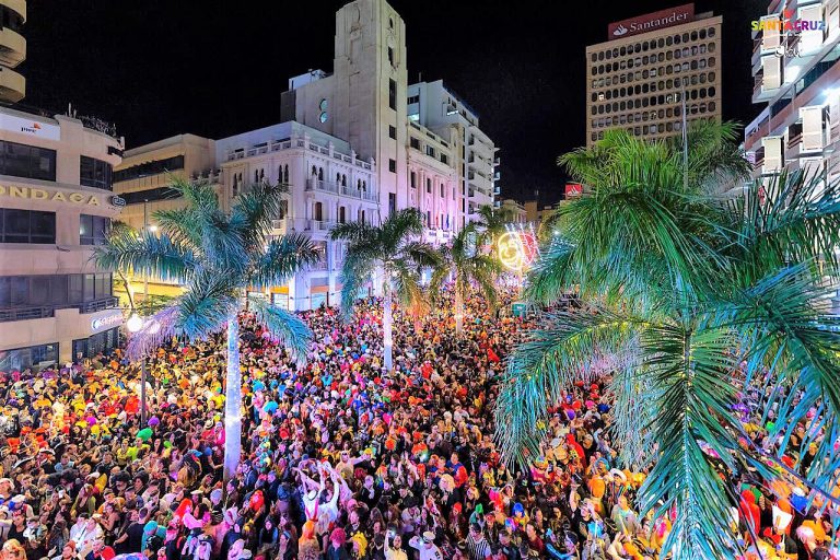 S. C. DE TENERIFE: El Carnaval alcanza su ecuador con la celebración del Entierro de la Sardina