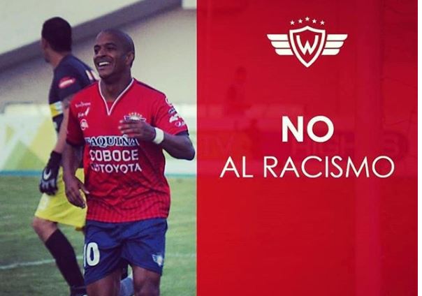 Un jugador abandona en mitad del partido por los insultos racistas