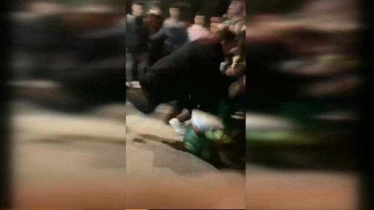 Acusan a un portero de una discoteca de Reus de dar una brutal paliza a una madre y su hija