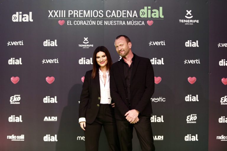 Laura Pausini, sobre la relación de Malú con Albert Rivera: «La chica quiere follar»