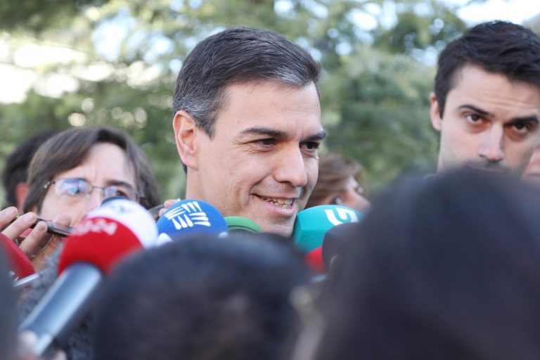 El PSOE se da tiempo y pospondrá los pactos para gobernar hasta después del 26-M