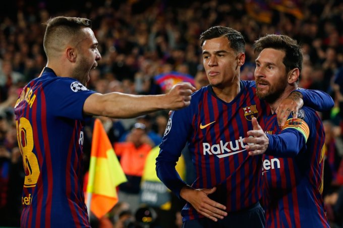 Messi lleva en volandas al Barça a semifinales