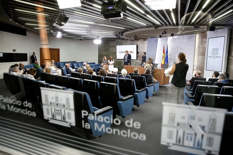 Imputan al exdirector general de Información de Moncloa por el robo del móvil de Podemos