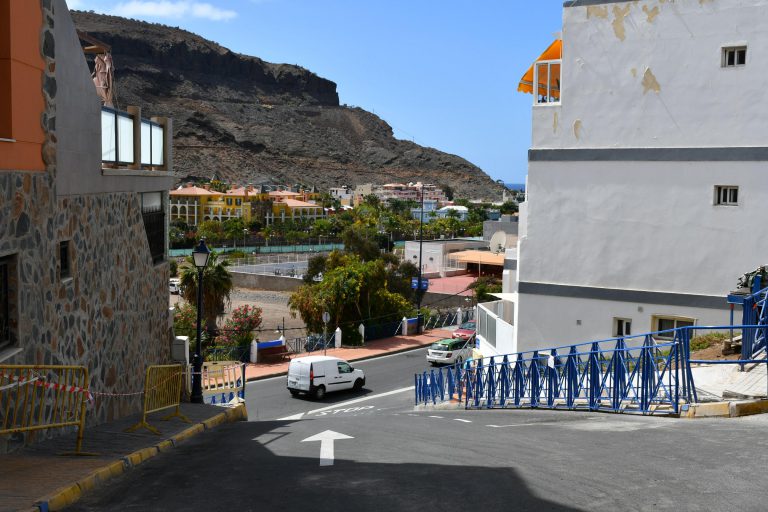 Obras de mejora en calles del barrio moganero de Lomoquiebre