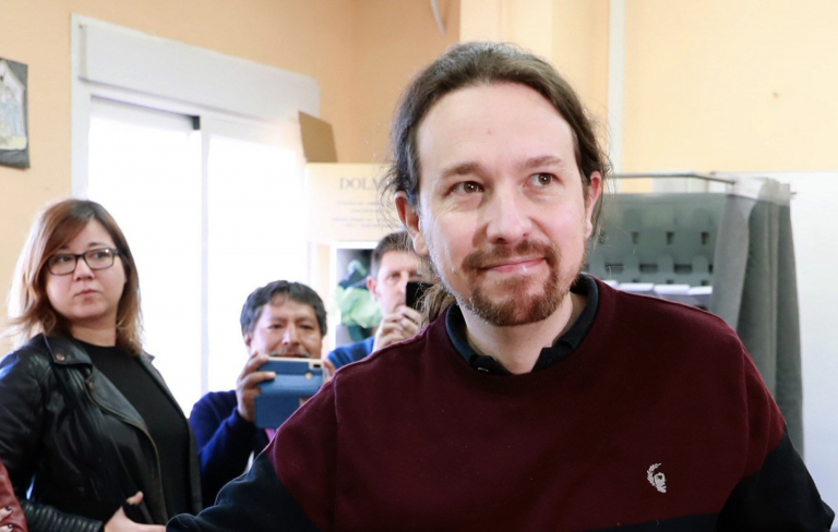 Los vecinos de chalet de Pablo Iglesias le dan la espalda en las urnas