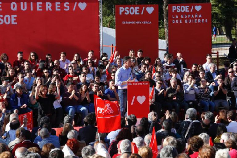 Sánchez dice que “en esta ocasión” hay que votar al PSOE ante la “amenaza real” de que gobiernen las “tres derechas”