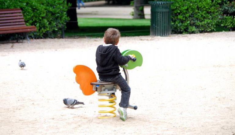 La OMS marca pautas a los niños: tres horas de ejercicio, una de TV y más de 10 de sueño