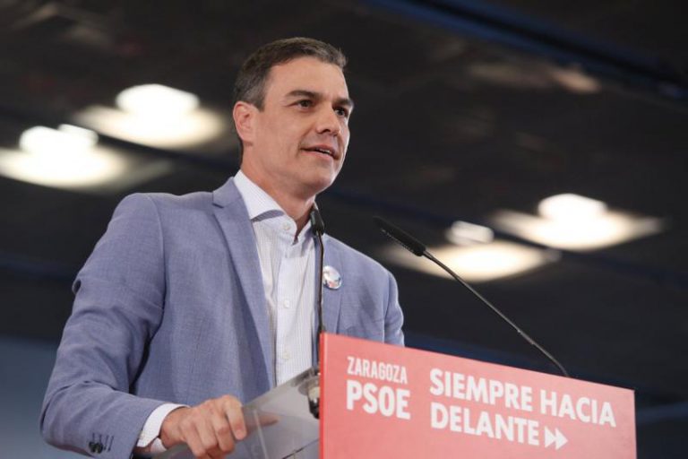 Sánchez reúne a los parlamentarios socialistas antes de la constitución de las Cortes