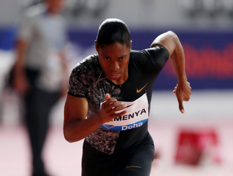 El motivo por el que la Federación de Atletismo «obliga» a una mujer a competir con hombres