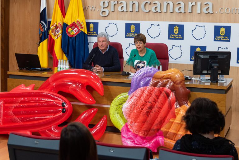 GRAN CANARIA: Bikinis, bañadores y complementos de playa de una treintena de firmas, en Vive el Verano de Gran Canaria Moda Cálida en Las Canteras