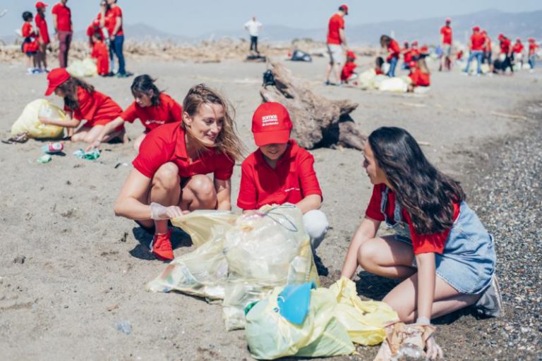 Banco Santander se moviliza para limpiar las costas y los ríos españoles con el programa ‘Natura’