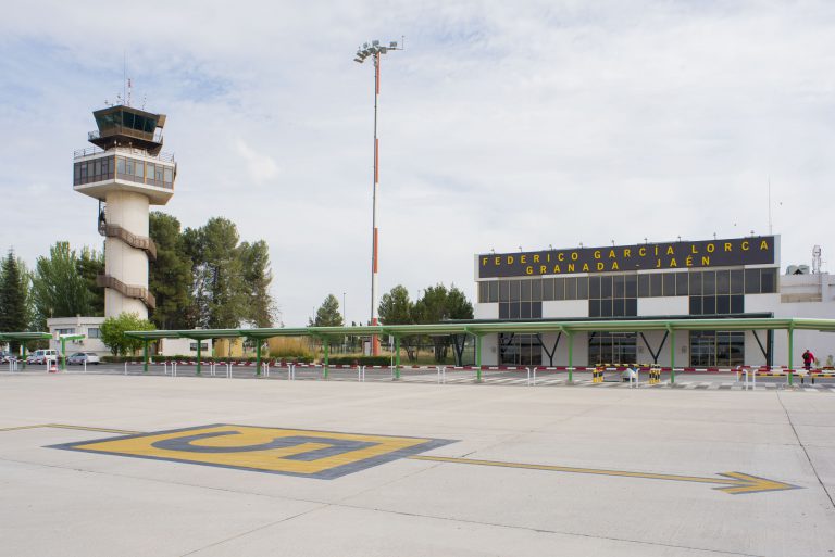 El aeropuerto de Granada recupera la cifra de pasajeros de hace 10 años