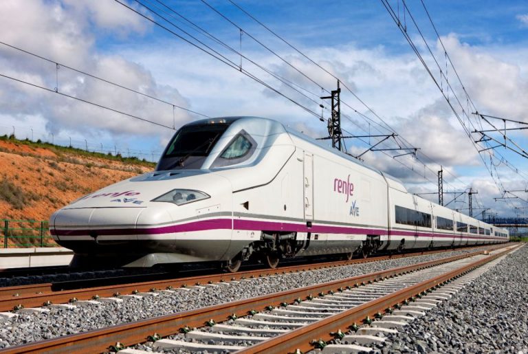 Renfe afronta hoy la primera de las cuatro jornadas de huelga convocadas por CGT