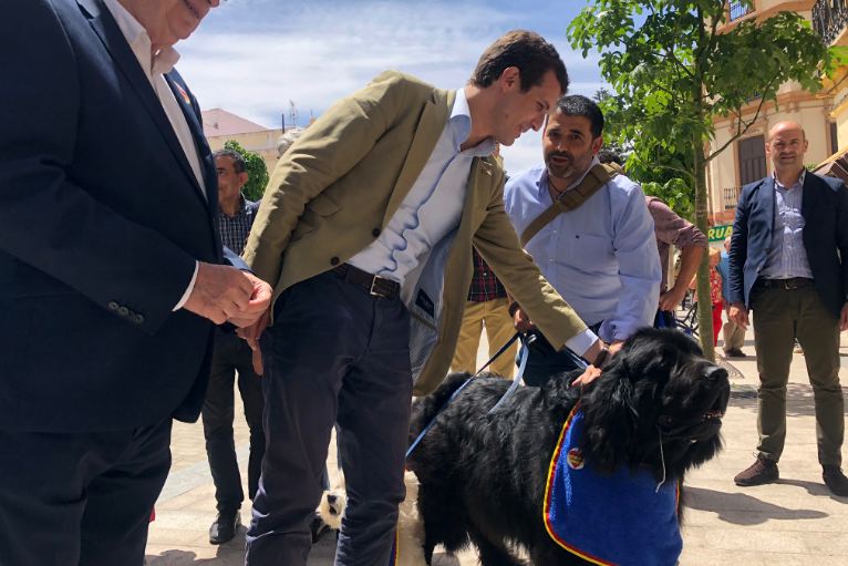 Casado: «¿Se imaginan que después del 23-F viniera Tejero a tomar el acta?»